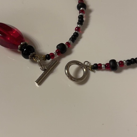 beaded ethereal necklace - Picture 3 of 4